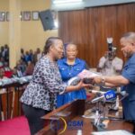 RDC : Dieudonné Kamuleta remet toges et outils juridiques aux magistrats de la promotion « État de droit »