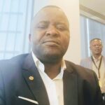 Mai-Ndombe : le député Fiston Ngumba Lengi dénonce des irrégularités dans le paiement des salaires via l’agence Bonsisa-EMFD