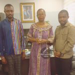 Rectrice de l&rsquo;UPN, la Professeure Yvonne Ibebeke reçoit son trophée de Mai-Ndombe News Awards 2025