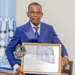 RDC : le Professeur Jean-Willy Ndemi Kyling reçoit un Prix Panafricain d&rsquo;Excellence