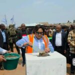 RDC : Denise Nyakeru pose la première pierre d’un marché moderne à Mbuji-Mayi