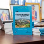 Le Professeur Jean-Willy NDEMI KYLING publie un ouvrage intitulé «Prolifération des habitations sur les terres marginales de Kinshasa : Un défi environnemental»