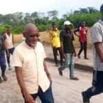 Inongo : le ministre Barnabé Bopaka visite le chantier de l’avenue Jacquie Mpo Nkonzo