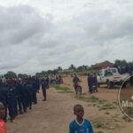 Inongo : des enseignants mobilisés sur l’avenue du Congo contre la reprise obligatoire des cours, la police déployée pour contenir le mouvement
